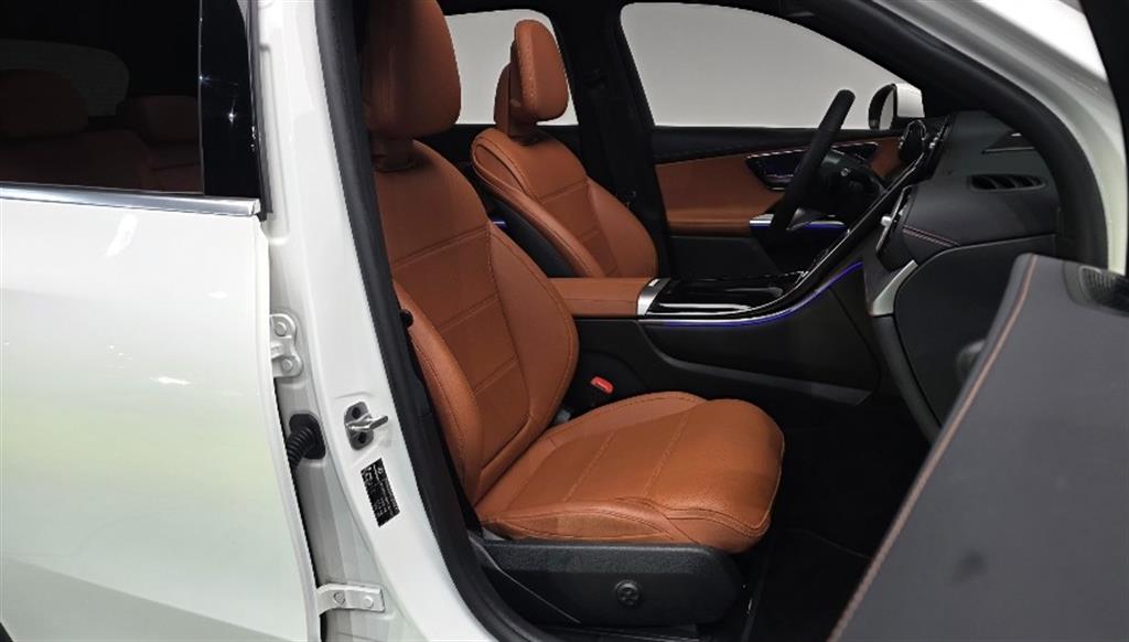 Mercedes Benz GLC Class - Vista 10