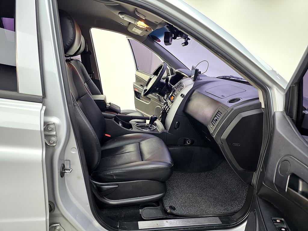 Ssangyong Korando - Vista 11