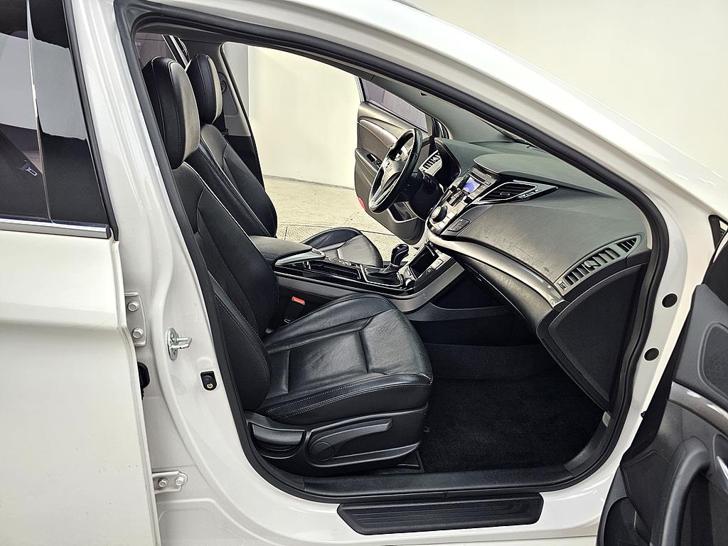 HYUNDAI i40 - Vista 11