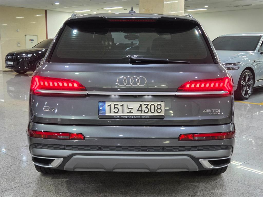 Audi Q7 - Vista 4