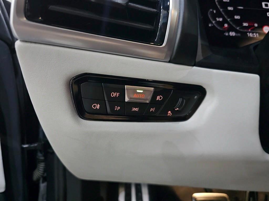 BMW 8 Series 2020 Gris - Importación desde Corea - HF Imports Iquique - Foto 14