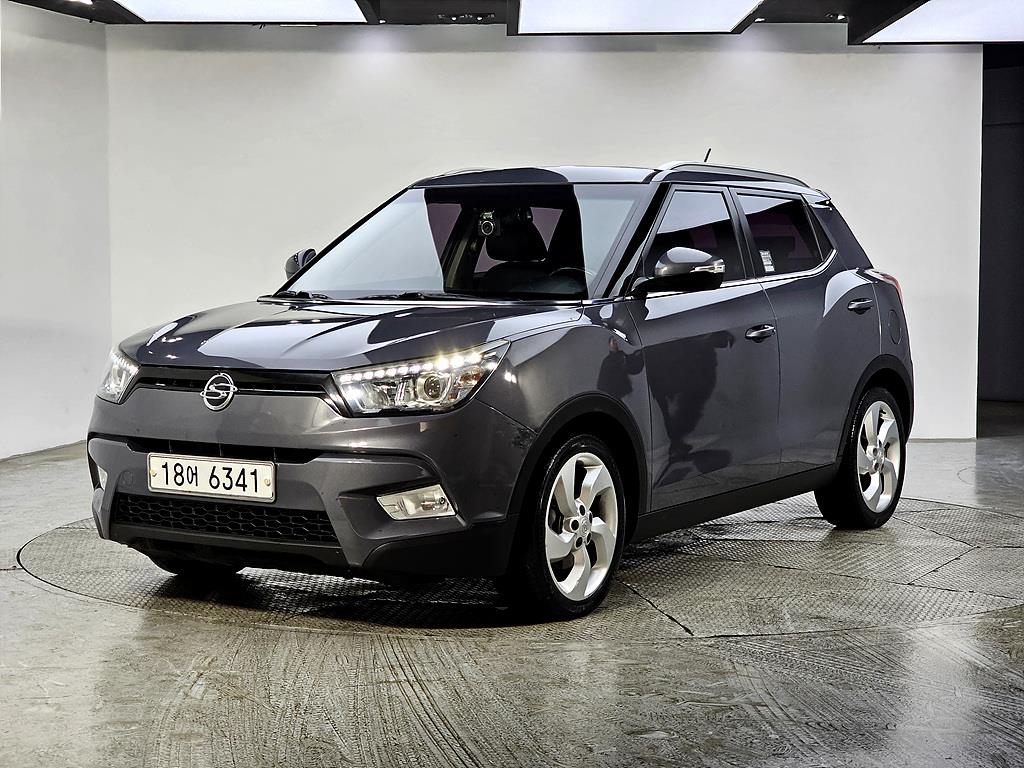 Ssangyong Tivoli 2015 Gris - Importación desde Corea - HF Imports Iquique - Foto 1