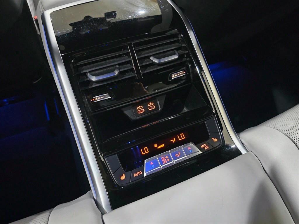 BMW 8 Series 2020 Gris - Importación desde Corea - HF Imports Iquique - Foto 16