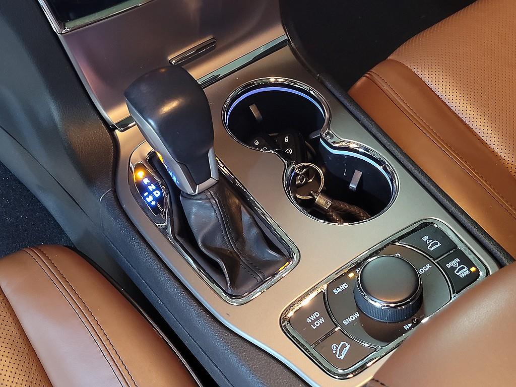 Jeep Cherokee - Vista 12