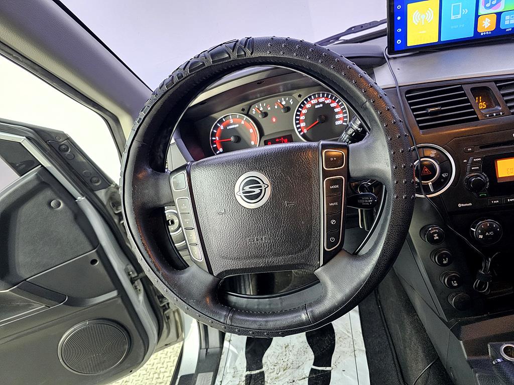 Ssangyong Korando - Vista 12