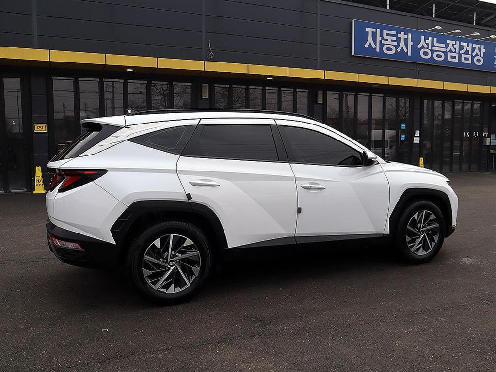 HYUNDAI Tucson - Vista 5