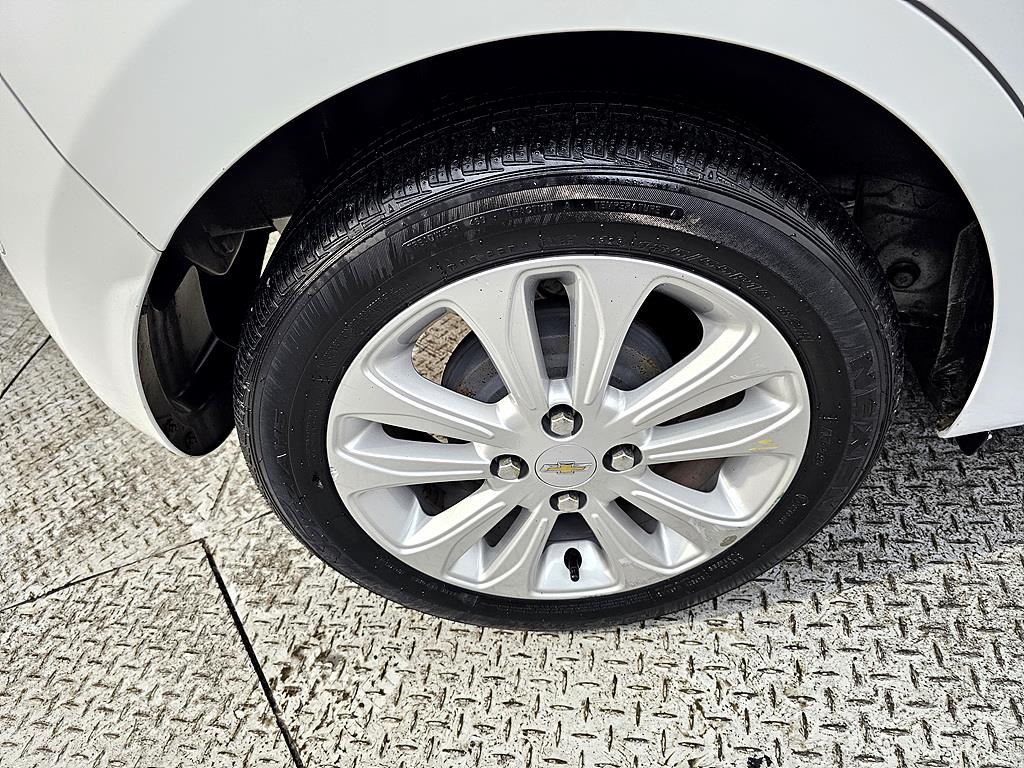 Chevrolet Spark 2016 Blanco - Importación desde Corea - HF Imports Iquique - Foto 20