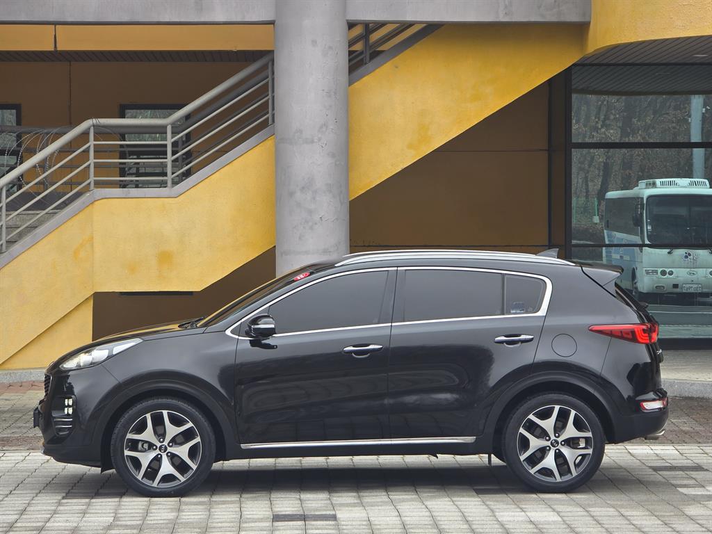 KIA Sportage - Vista 4