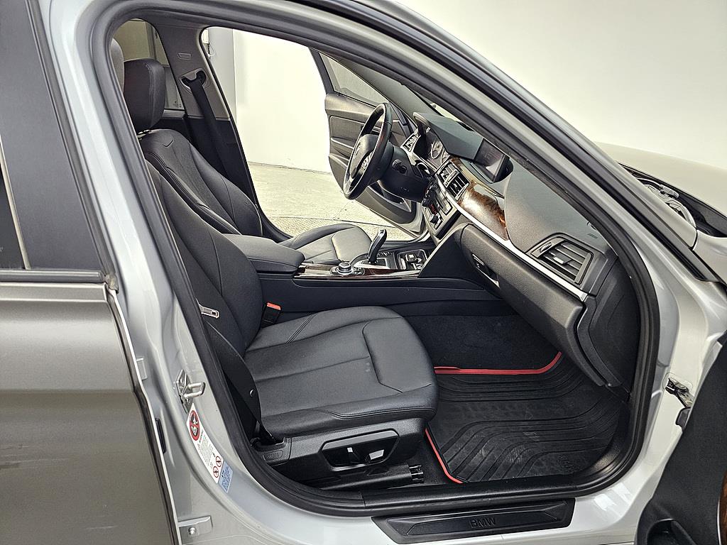 BMW 3 series - Vista 11