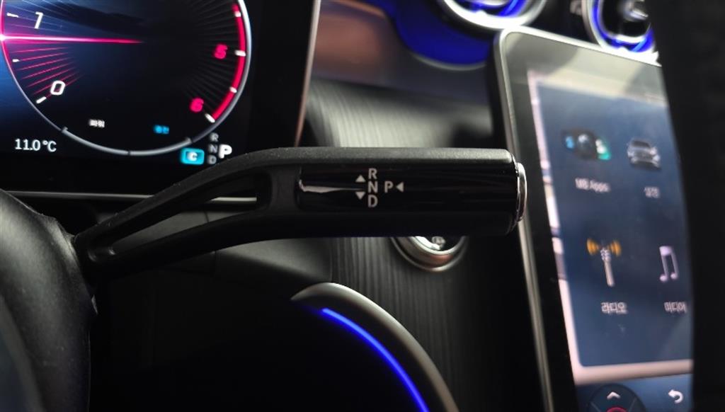 Mercedes Benz GLC Class - Vista 9