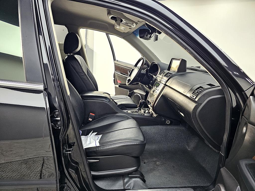 Ssangyong Rexton - Vista 11