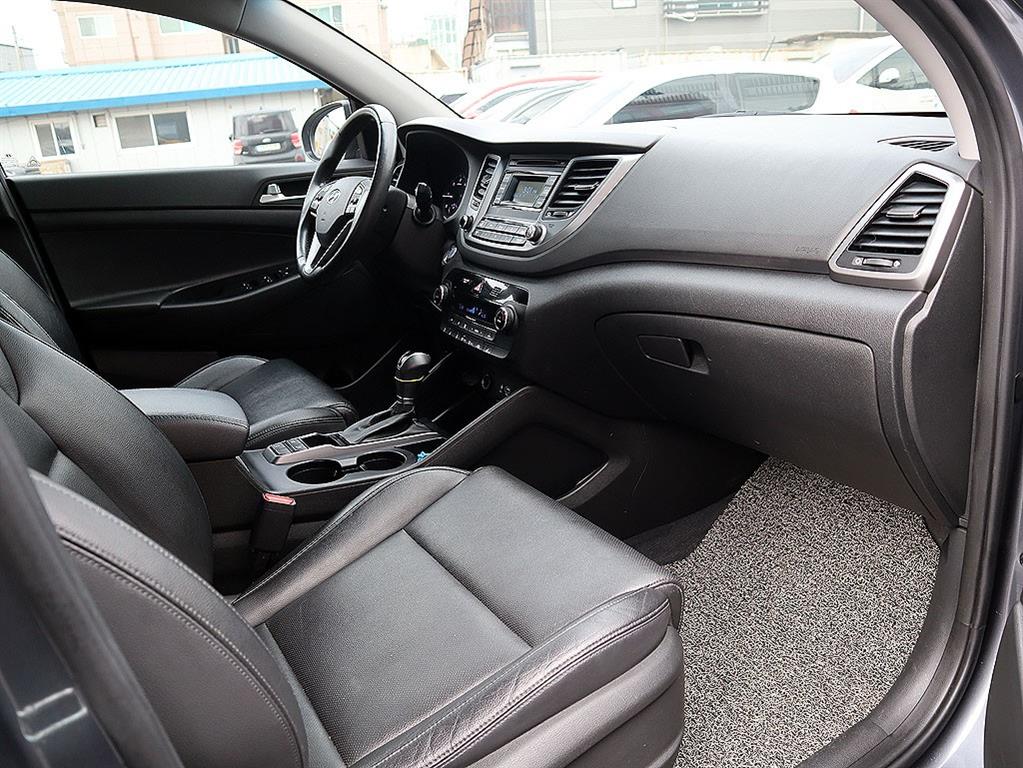 HYUNDAI Tucson 2018 Gris - Importación desde Corea - HF Imports Iquique - Foto 13