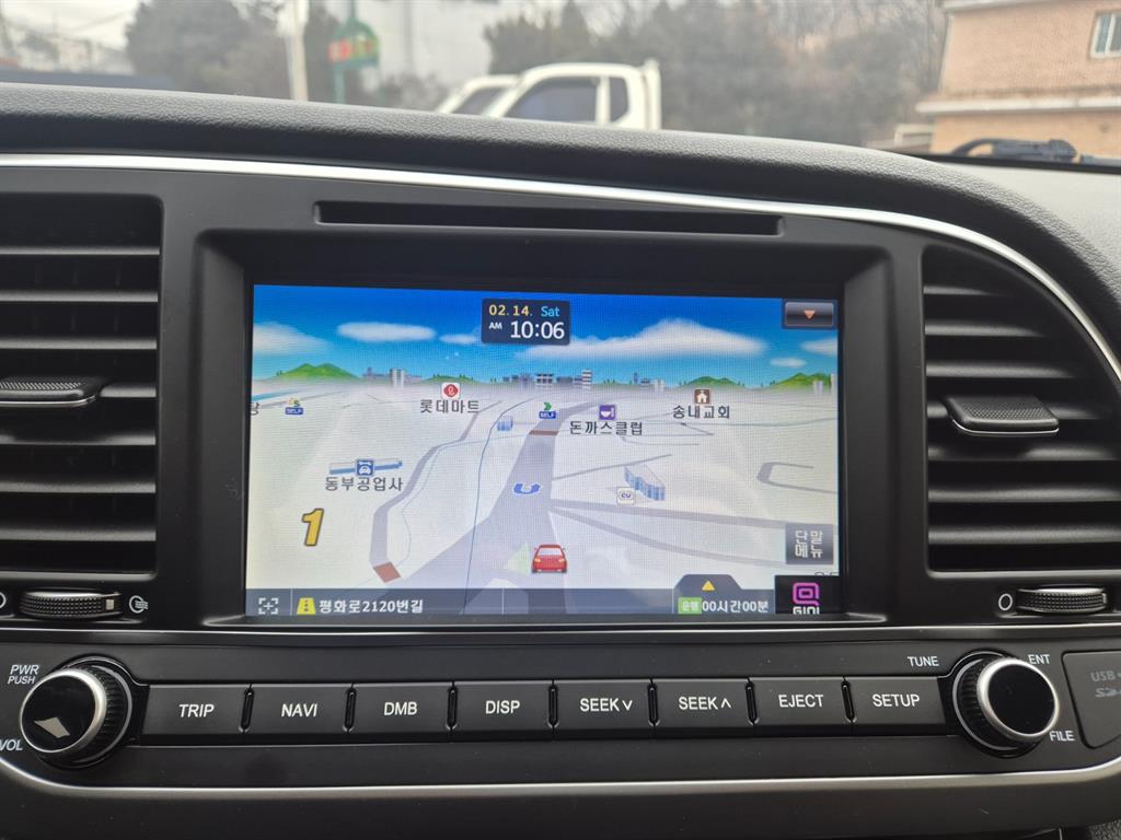 HYUNDAI Avante - Vista 11