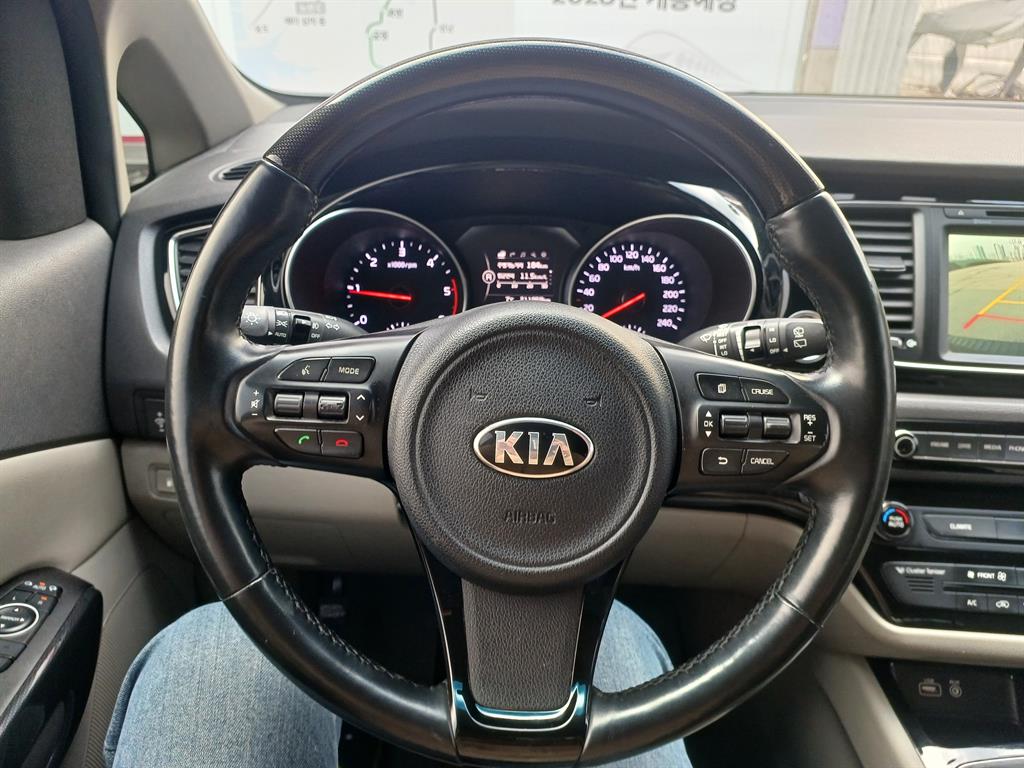 KIA Carnival 2015 Gris - Importación desde Corea - HF Imports Iquique - Foto 14