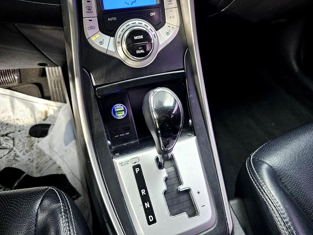 HYUNDAI Avante 2012 Blanco - Importación desde Corea - HF Imports Iquique - Foto 16