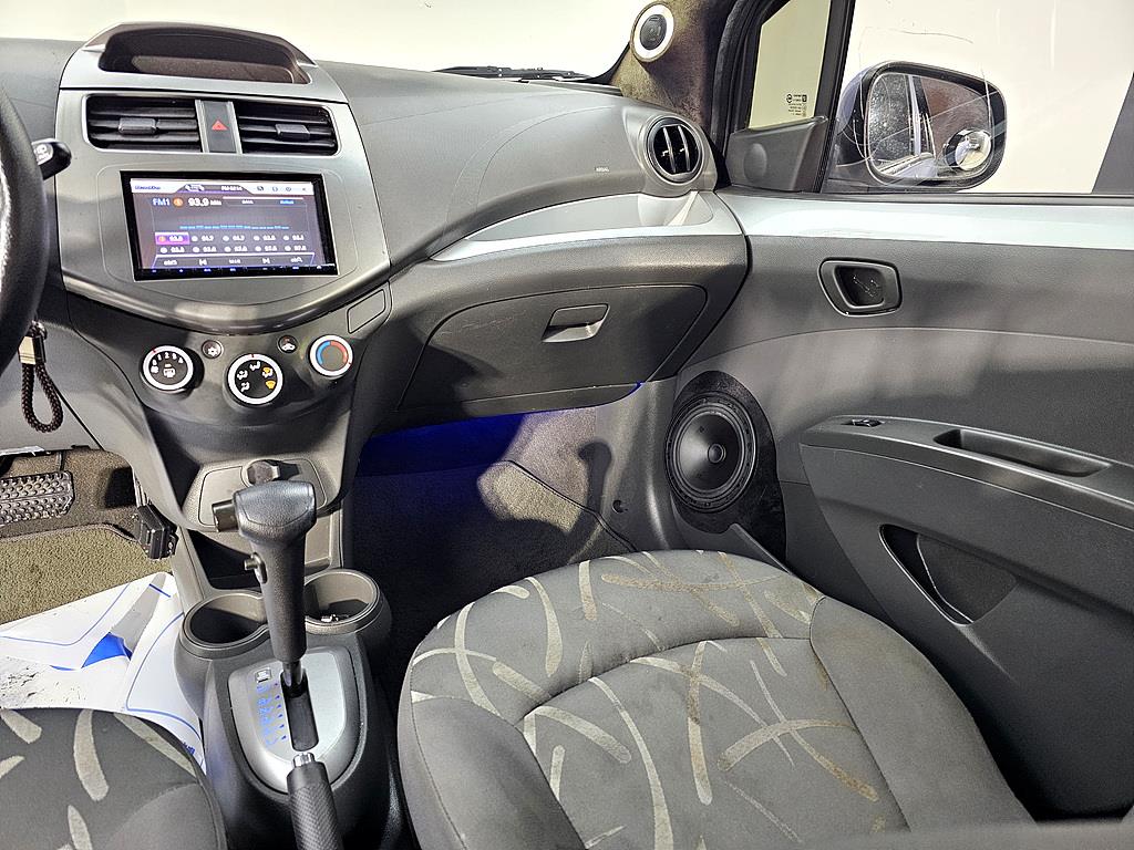 Chevrolet Spark - Vista 10