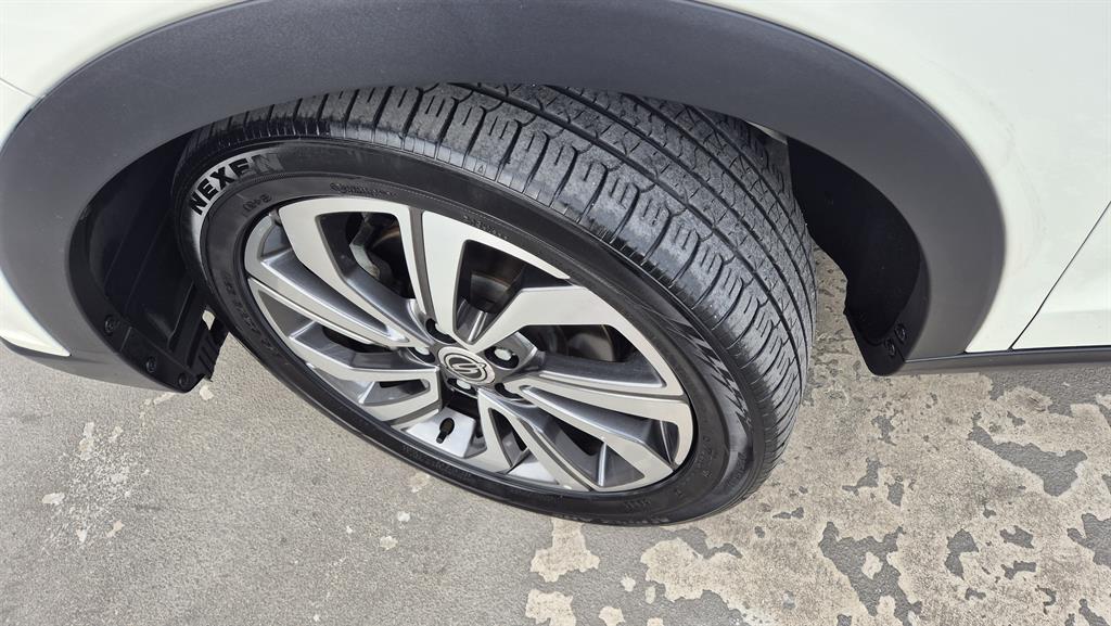 Ssangyong Tivoli - Vista 12