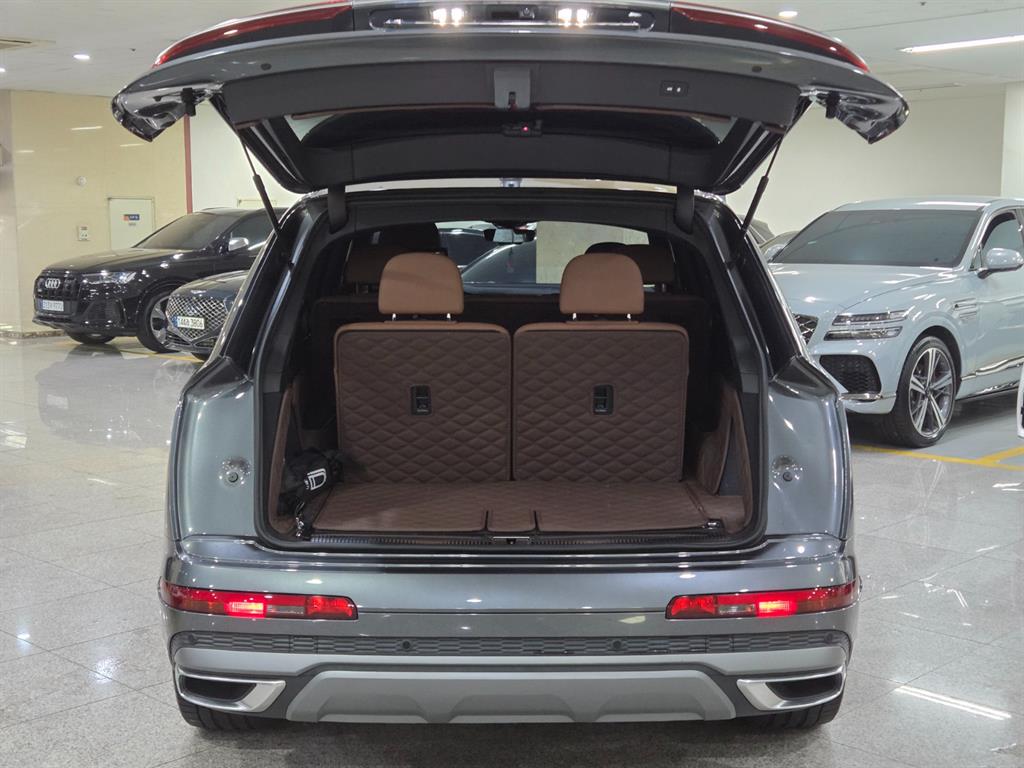 Audi Q7 2022 Gris - Importación desde Corea - HF Imports Iquique - Foto 19