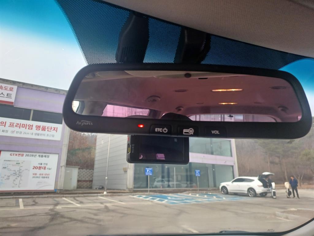 KIA Carnival - Vista 10