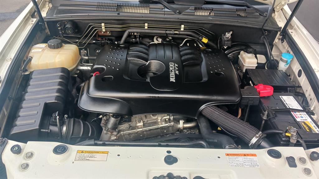 Ssangyong Rexton - Vista 6