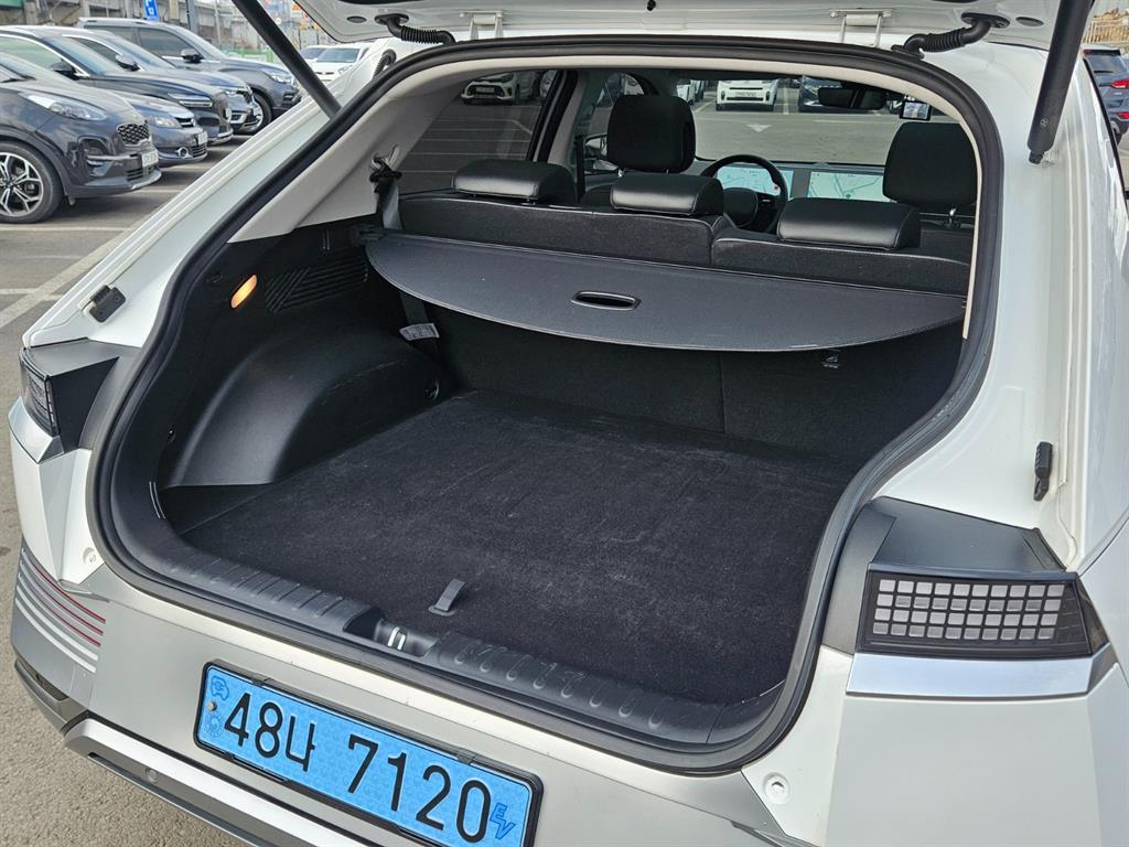 HYUNDAI Ioniq 5 - Vista 5