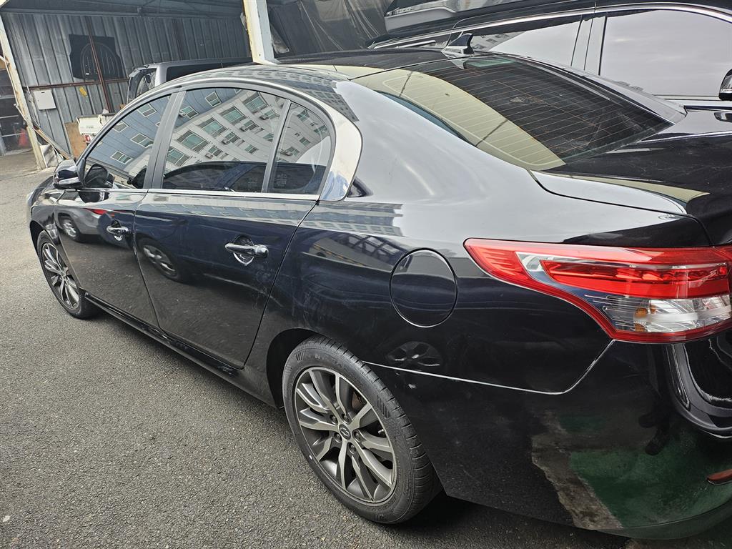 SAMSUNG SM5 - Vista 4