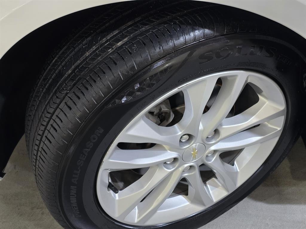 Chevrolet Malibu 2017 Blanco - Importación desde Corea - HF Imports Iquique - Foto 18