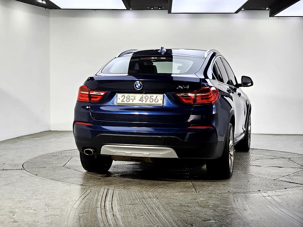 BMW X4 - Vista 3