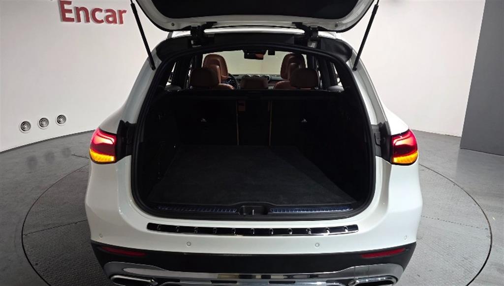 Mercedes Benz GLC Class 2023 Blanco - Importación desde Corea - HF Imports Iquique - Foto 20