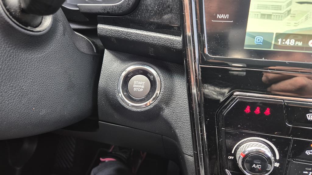 Ssangyong Tivoli - Vista 8