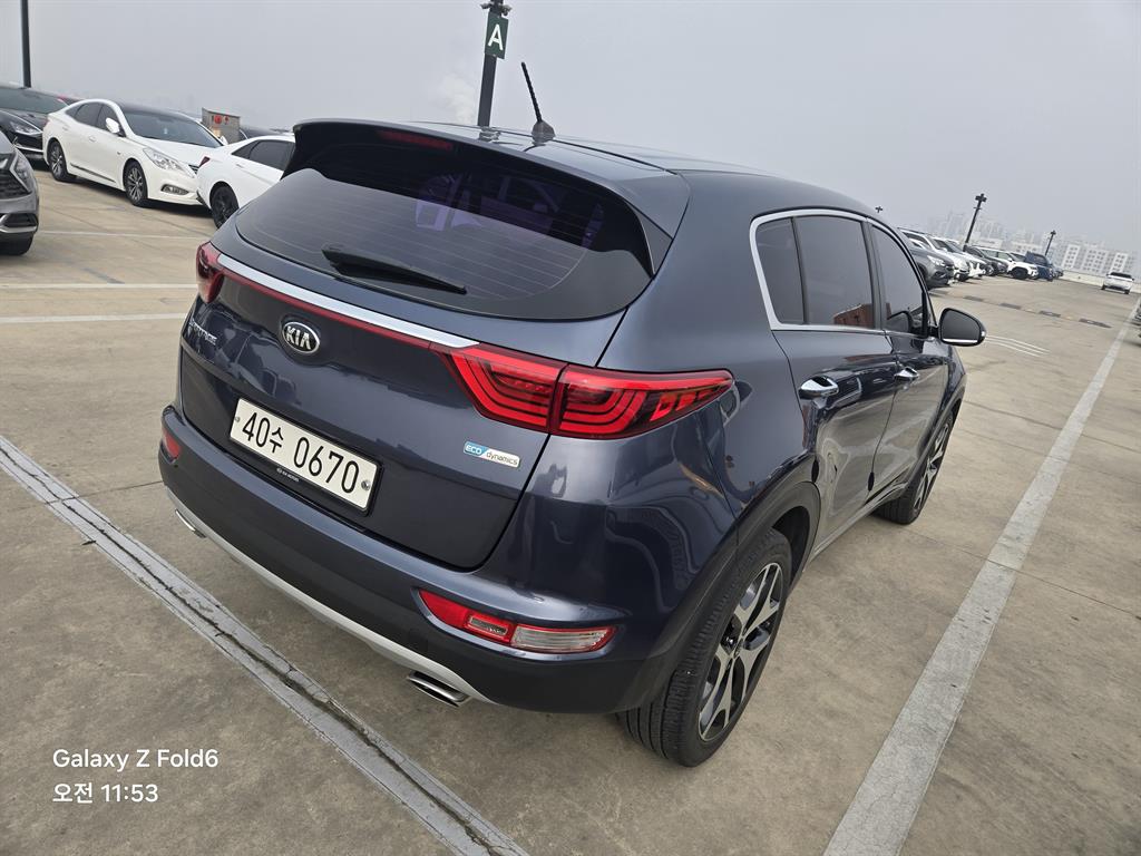 KIA Sportage - Vista 4
