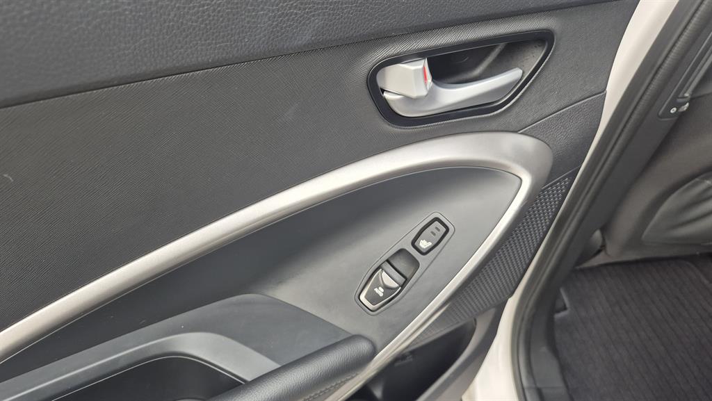 HYUNDAI Santa Fe - Vista 9