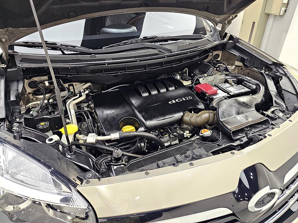 SAMSUNG QM5 - Vista 6