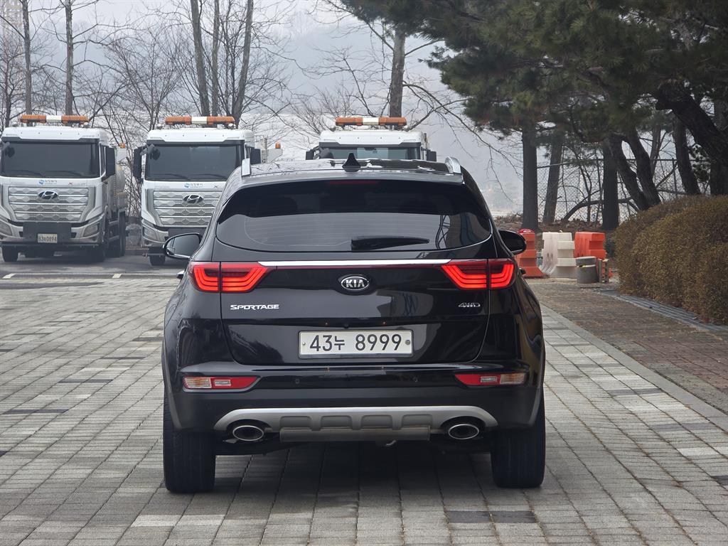 KIA Sportage - Vista 6