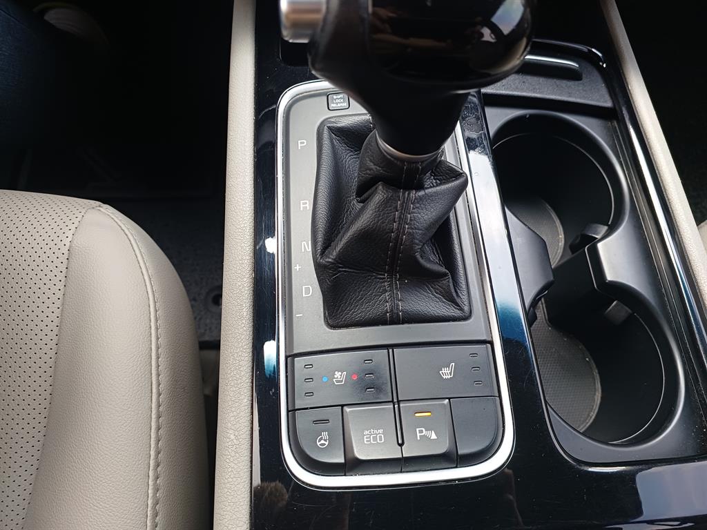 KIA Carnival 2015 Gris - Importación desde Corea - HF Imports Iquique - Foto 13