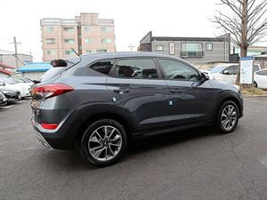 HYUNDAI Tucson - Vista 6