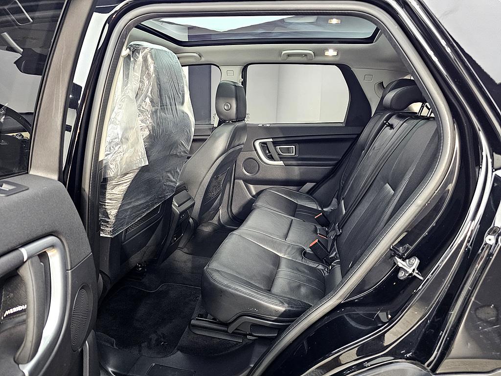 Land Rover Discovery Sports - Vista 9