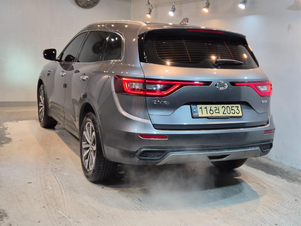 SAMSUNG QM6 - Vista 4