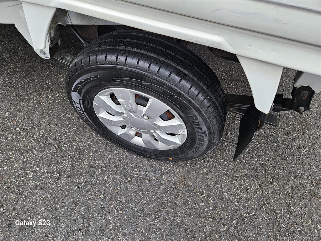 Small Truck Cargo (small) 2016 Blanco - Importación desde Corea - HF Imports Iquique - Foto 13