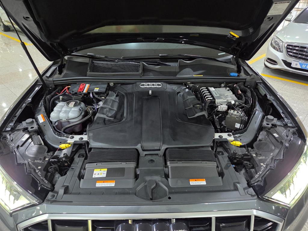 Audi Q7 2022 Gris - Importación desde Corea - HF Imports Iquique - Foto 18