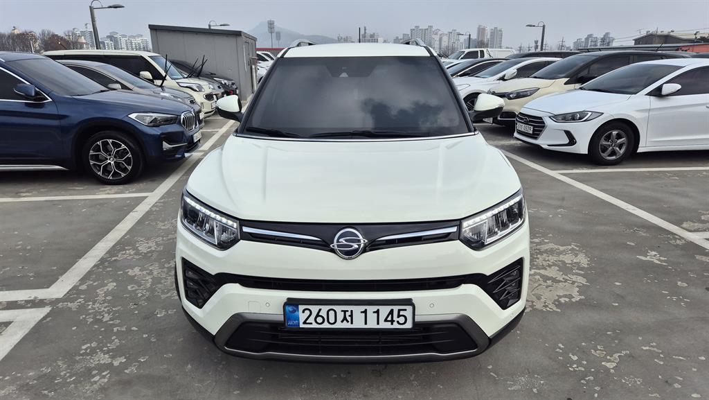 Ssangyong Tivoli 2022 Blanco - Importación desde Corea - HF Imports Iquique - Foto 19