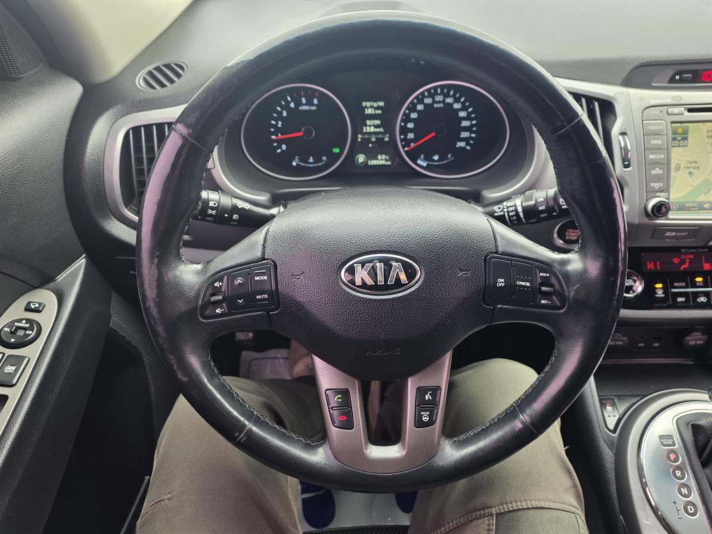 KIA Sportage - Vista 11