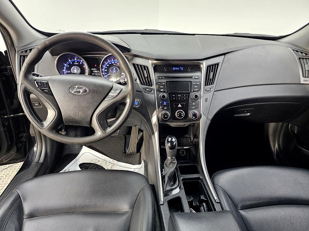 HYUNDAI Sonata - Vista 5