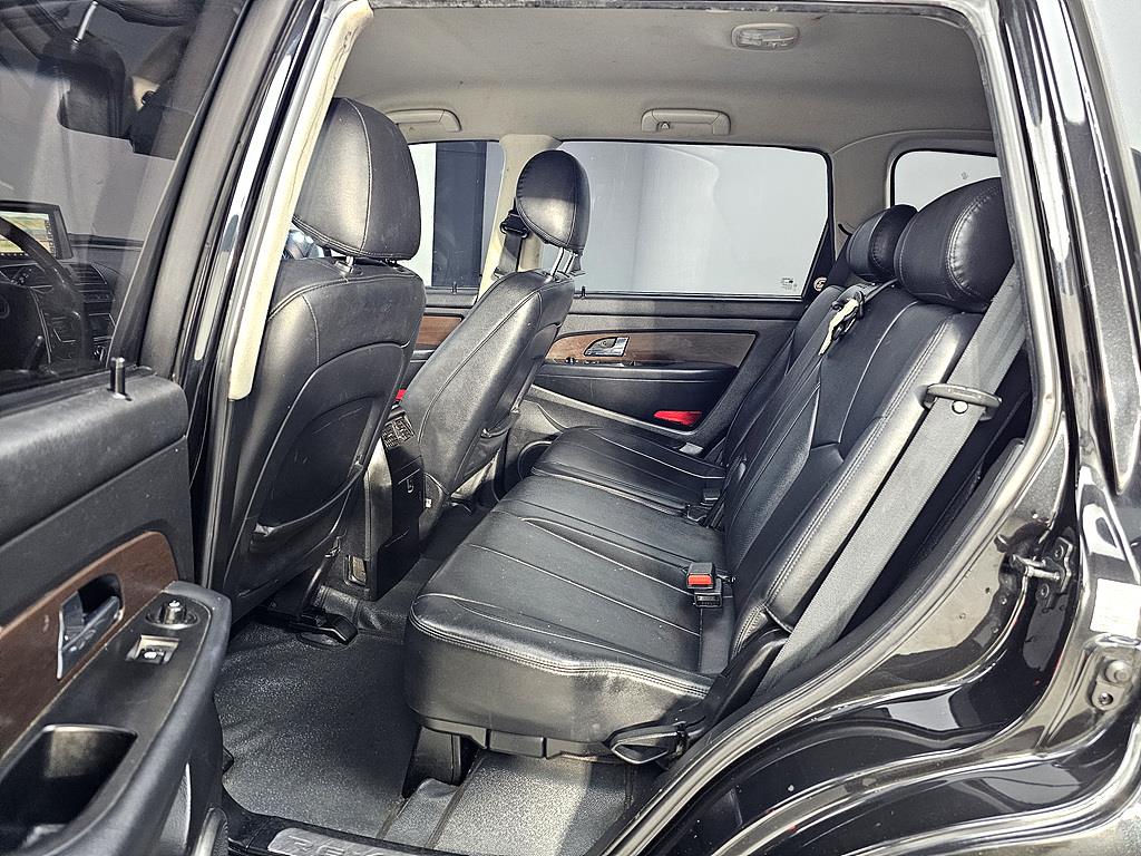 Ssangyong Rexton - Vista 9