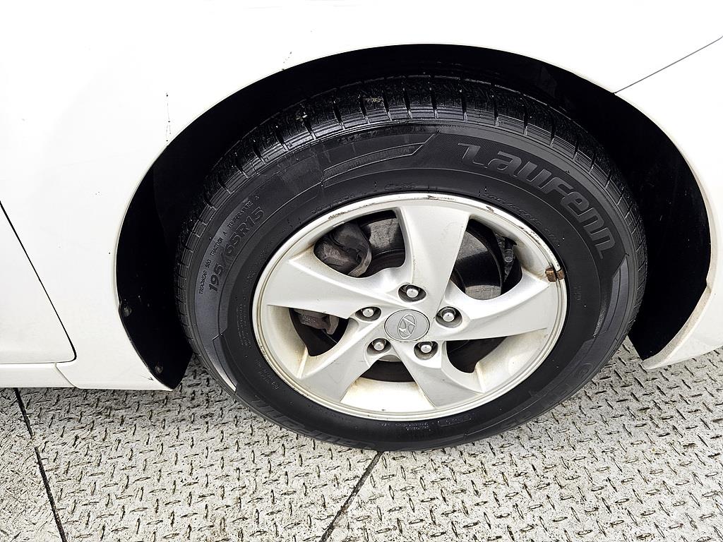 HYUNDAI Avante 2012 Blanco - Importación desde Corea - HF Imports Iquique - Foto 20