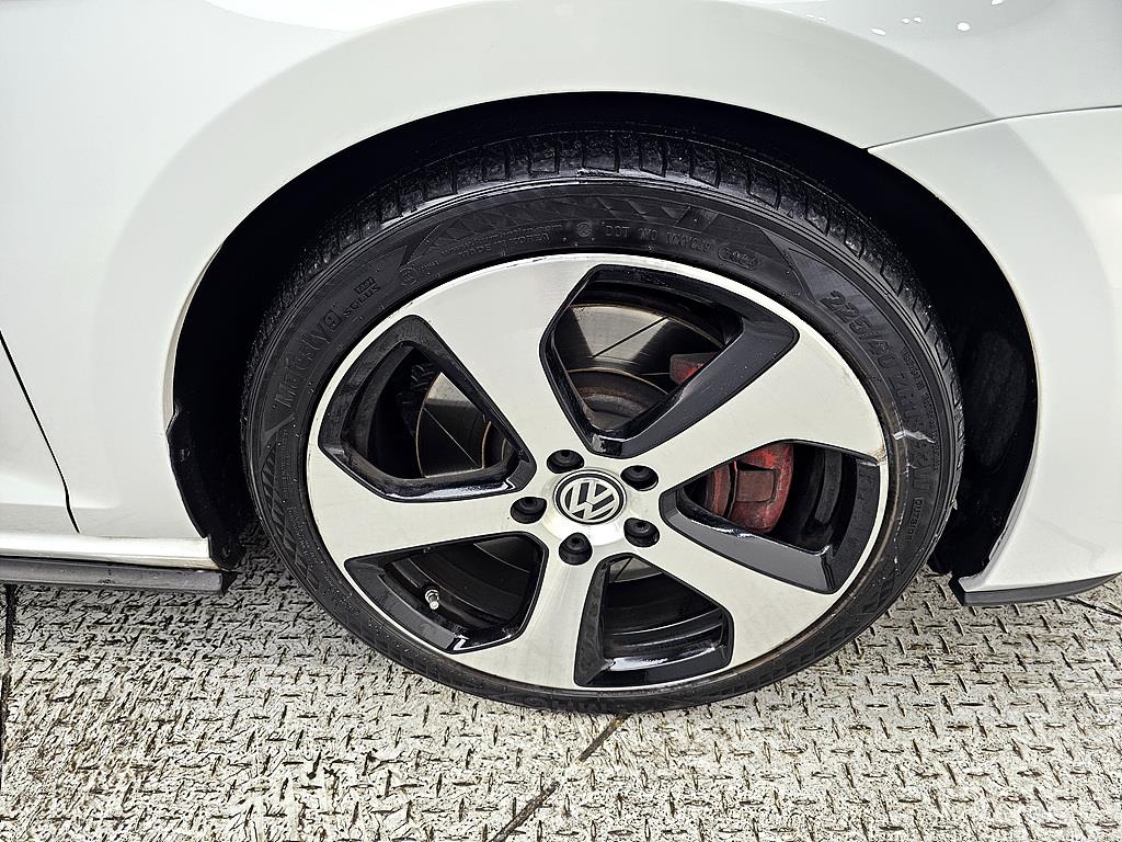 Volkswagen Golf 2016 Blanco - Importación desde Corea - HF Imports Iquique - Foto 20