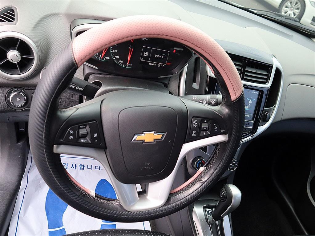 Chevrolet Abeo 2018 Gris - Importación desde Corea - HF Imports Iquique - Foto 8