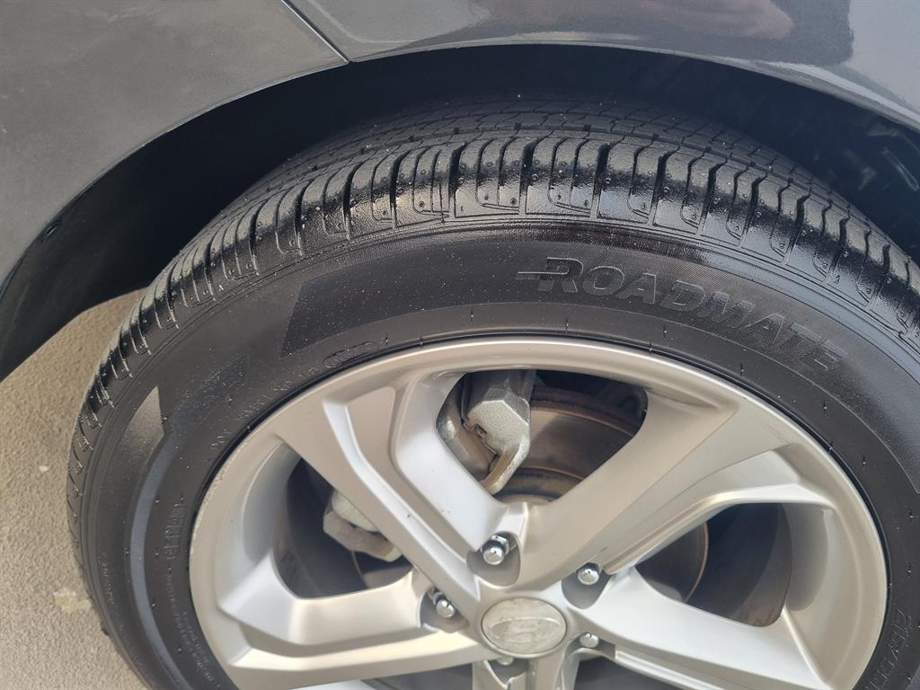 HYUNDAI Sonata - Vista 7