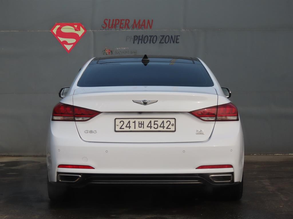 Genesis G80 - Vista 7