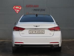 Genesis G80 - Vista 8